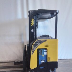 2015 Yale NR040DBNS24TE091 - Narrow Aisle Reach Truck