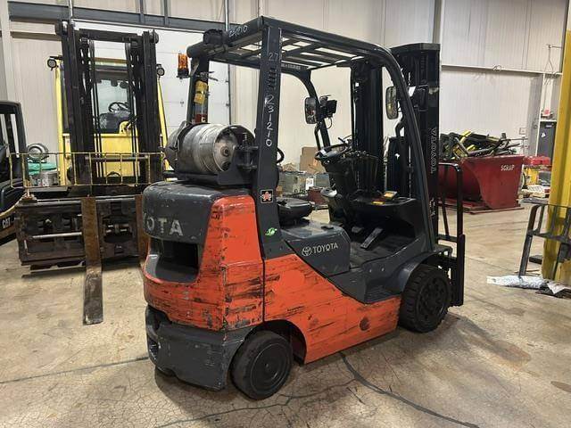 2016 Toyota 8FGCU25 - Cushion Propane Forklift - Image 7