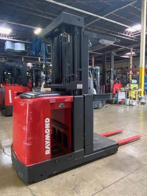 2018 Raymond 540OPC30TT - Narrow Aisle Order Picker Forklift