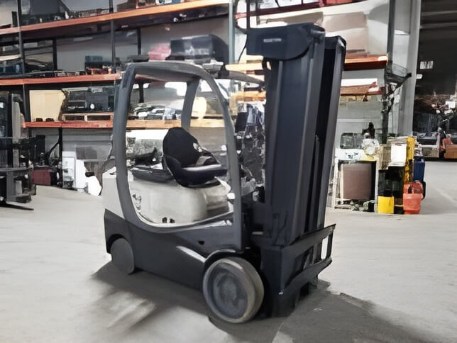 2019 Crown C51000-50 - Cushion Propane Forklift - Image 3