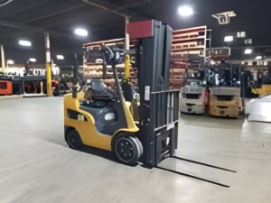 2020 Caterpillar 2C5000 - Cushion Propane Forklift