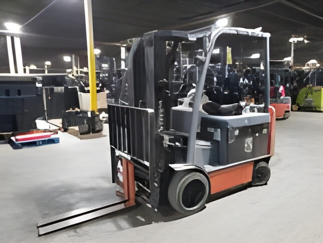 2020 Toyota 8FBCU32 - 4 Wheel Electric Sit-Down Forklift