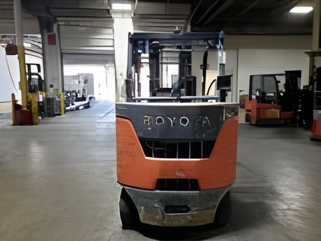 2020 Toyota 8FGC35U-BCS - Cushion Propane Forklift - Image 4