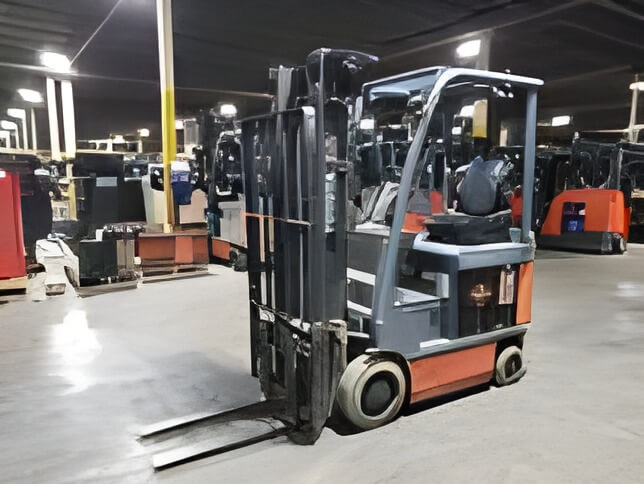2020 Toyota 8FBC15U - 4 Wheel Electric Sit-Down Forklift