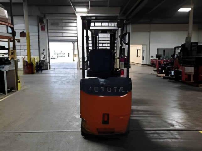 2020 Toyota 8FBC15U - 4 Wheel Electric Sit-Down Forklift - Image 4