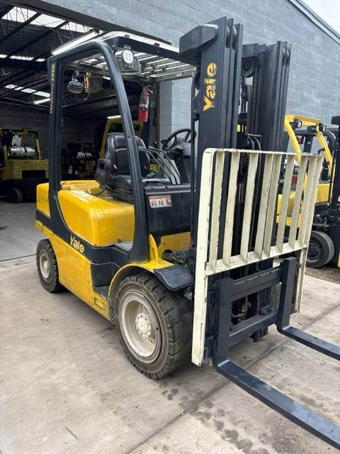 2020 Yale GDP050VX - Pneumatic Diesel Forklift - Image 2