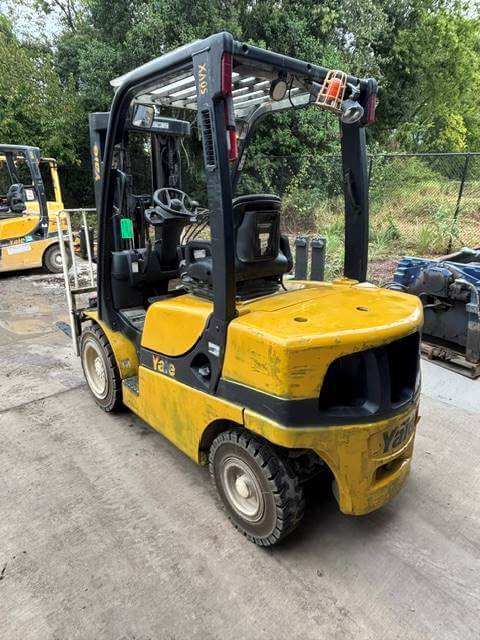 2020 Yale GDP050VX - Pneumatic Diesel Forklift - Image 3