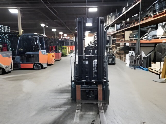 2023 Toyota 50-8FGCU15 - Cushion Propane Forklift - Image 2