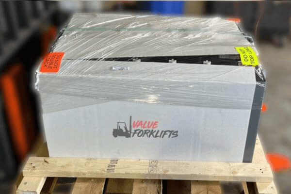 How to choose the right forklift battery voltage for your operation