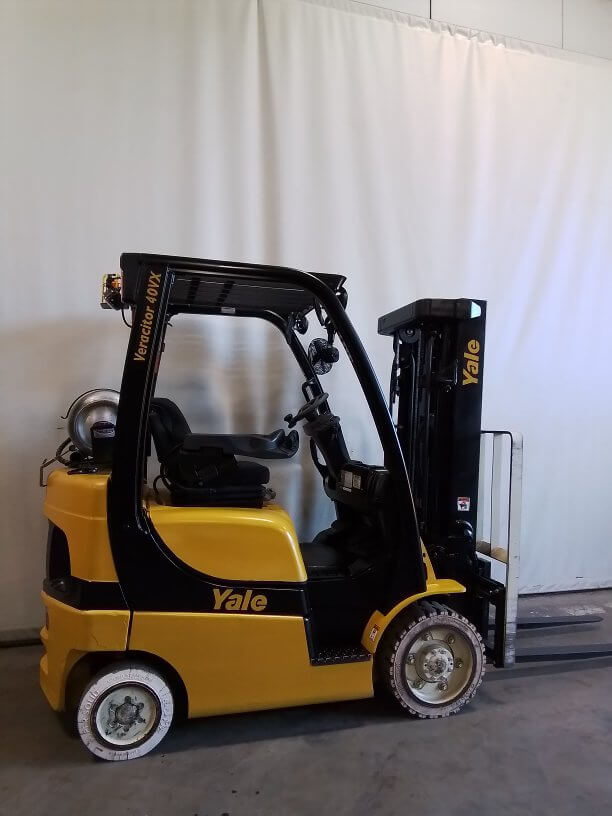 2017 Yale GLC040VX - Cushion Propane Forklift - Image 4