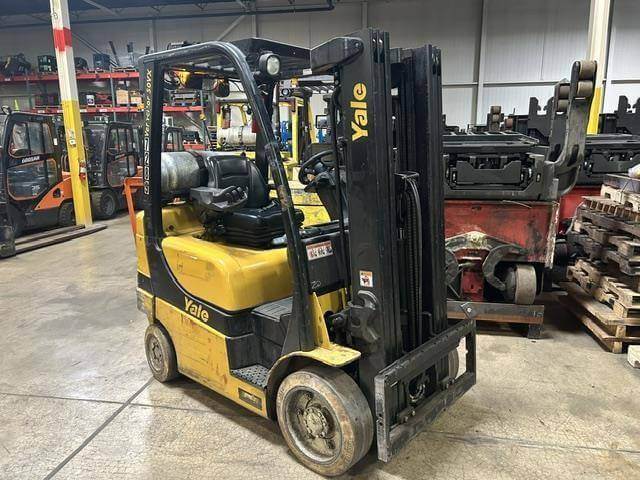 2017 Yale GLC050VXNDAE083 - Cushion Propane Forklift - Image 5