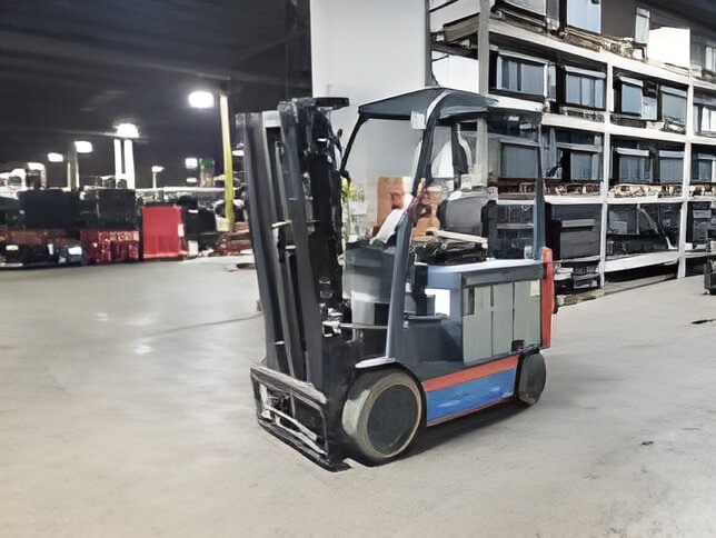 2018 Toyota 8FBCHU25 - 4 Wheel Electric Sit-Down Forklift