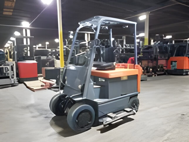 2018 Toyota 7FBCU35 - 4 Wheel Electric Sit-Down Forklift
