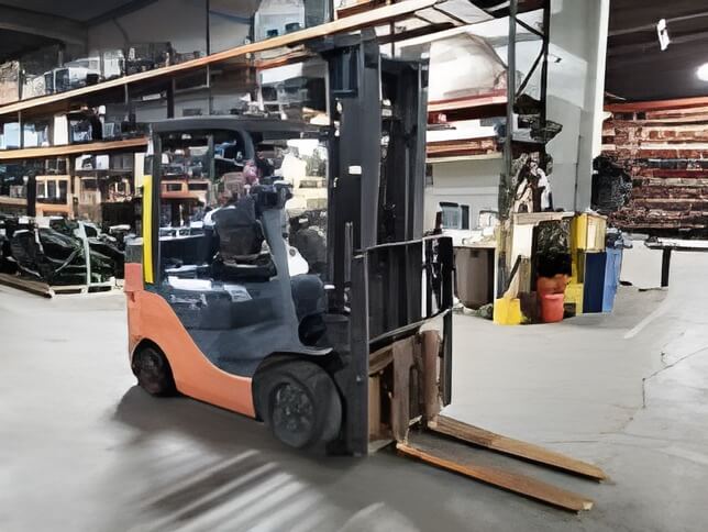2020 Toyota 8FGCU30 - Cushion Propane Forklift - Image 3