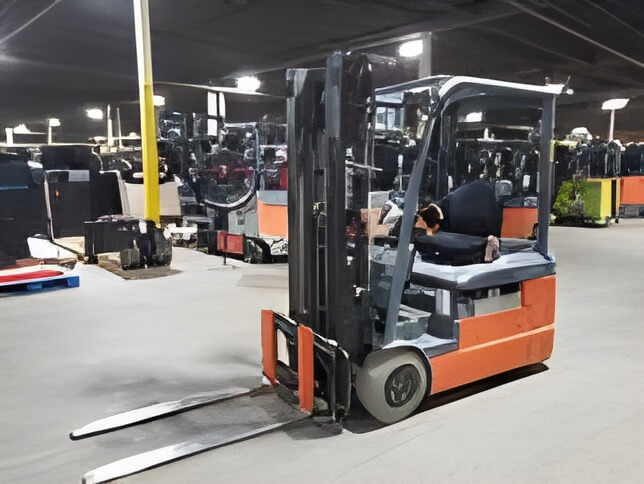 2021 Toyota 8FBE20U - 3 Wheel Electric Forklift