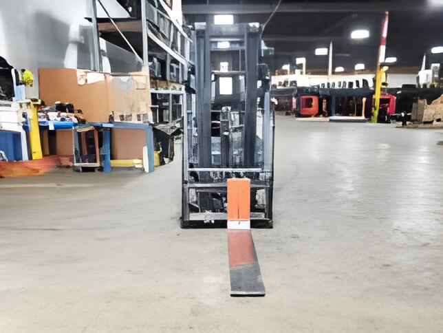 2021 Toyota 8FBE20U - 3 Wheel Electric Forklift - Image 2