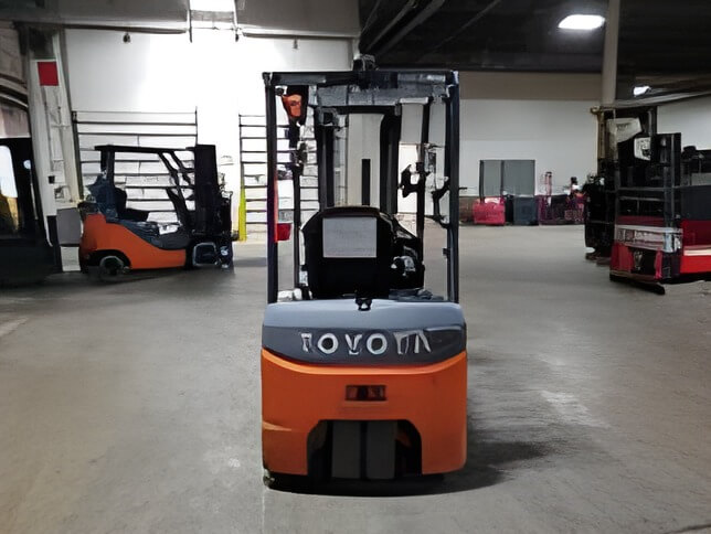 2021 Toyota 8FBE20U - 3 Wheel Electric Forklift - Image 4