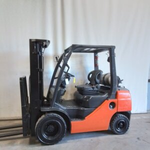 2012 Toyota 8FGU25 - Pneumatic Propane Forklift