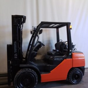 2018 Toyota 8FGU30 - Pneumatic Propane Forklift