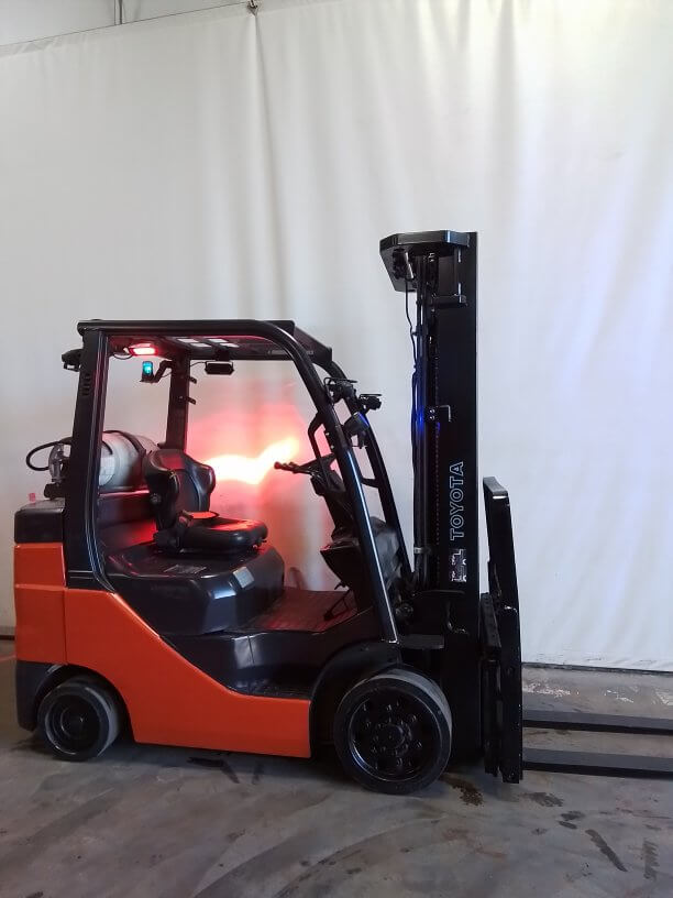 2020 Toyota 8FGCU30 - Cushion Propane Forklift - Image 3