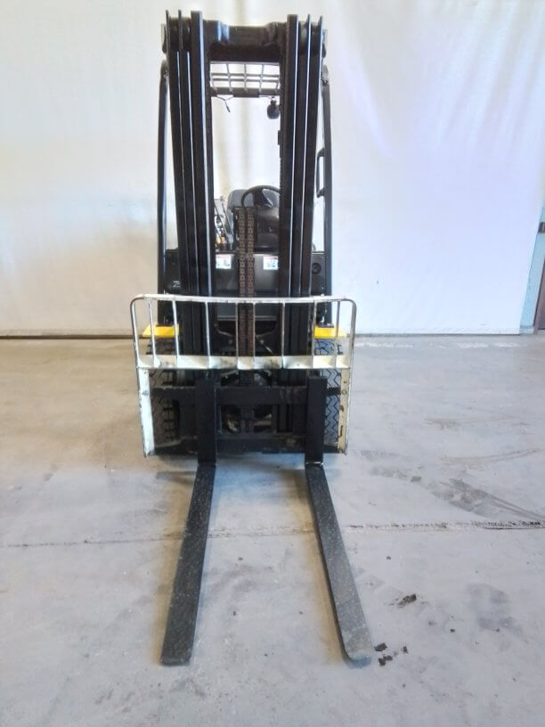 2019 Yale GLP050MX - Pneumatic Propane Forklift - Image 2