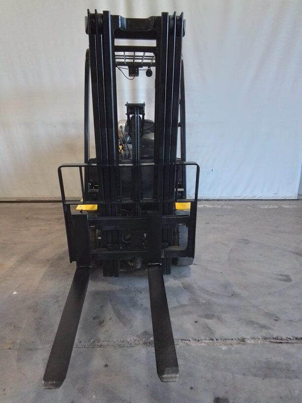 2019 Yale GLP050MX - Pneumatic Propane Forklift - Image 2