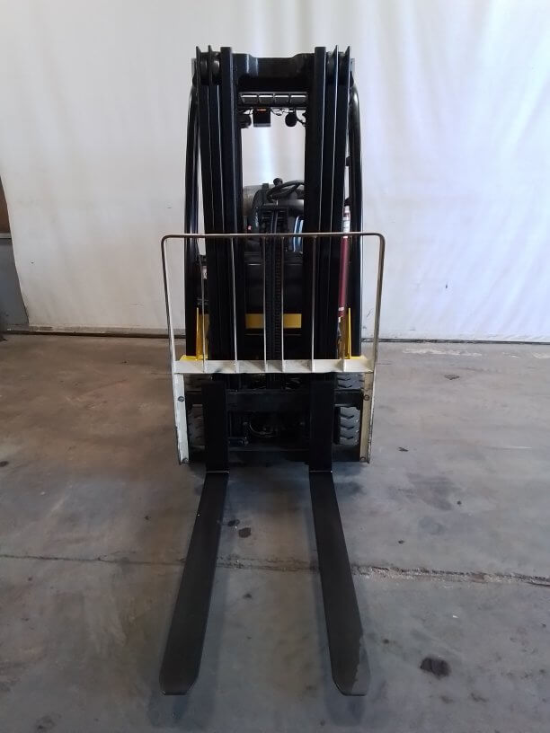 2017 Yale GLC040VX - Cushion Propane Forklift - Image 2
